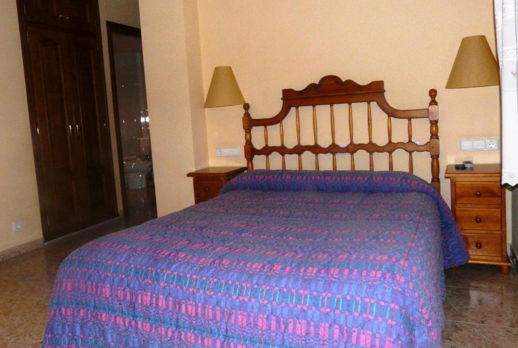 Hostal Rural Casa Castro Alberuela de la Liena Rum bild
