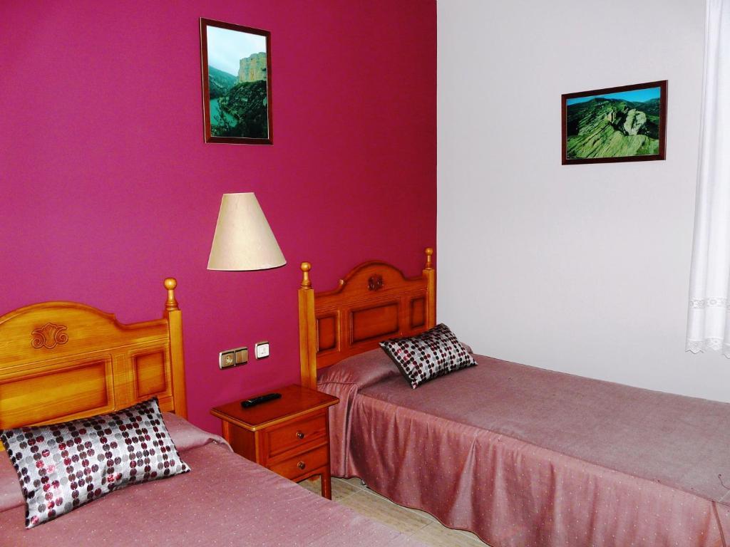 Hostal Rural Casa Castro Alberuela de la Liena Exteriör bild